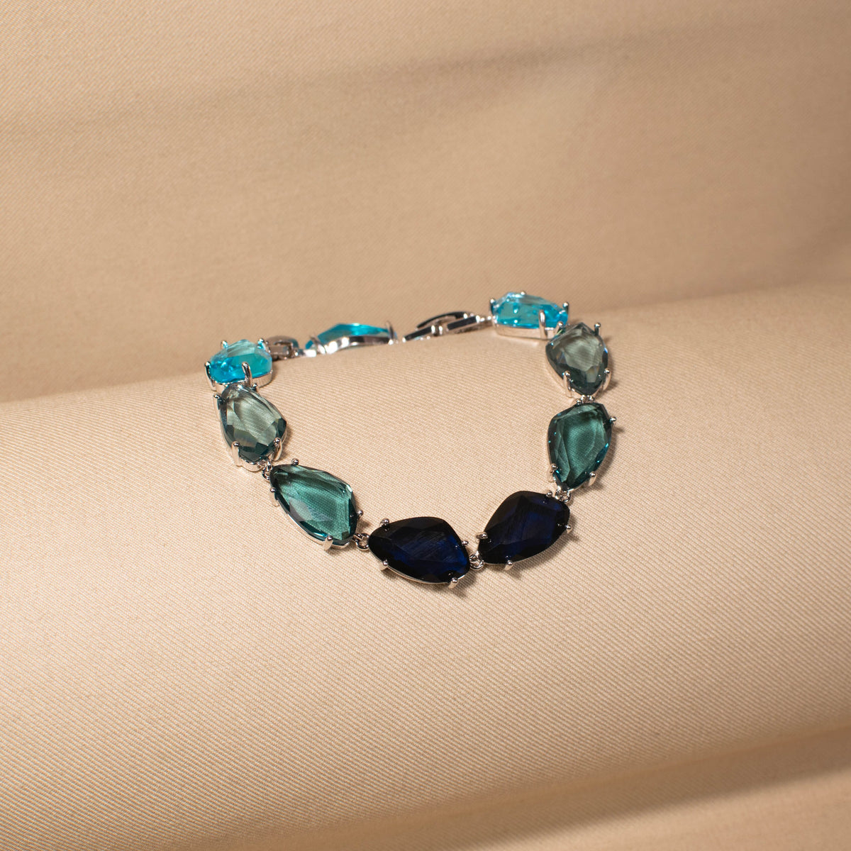 The Éclat Collection