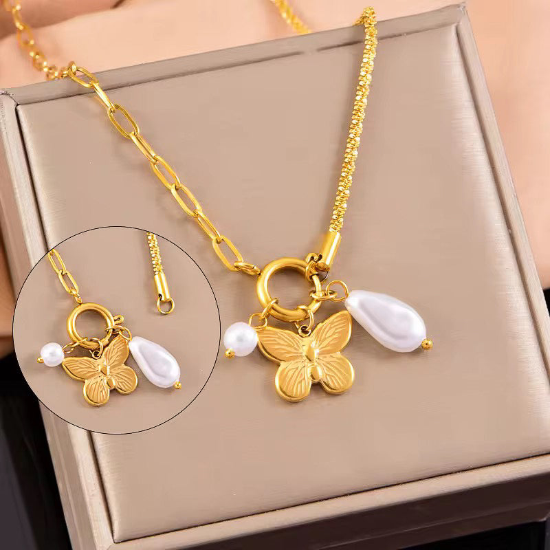 Flutter & Pearl Necklace