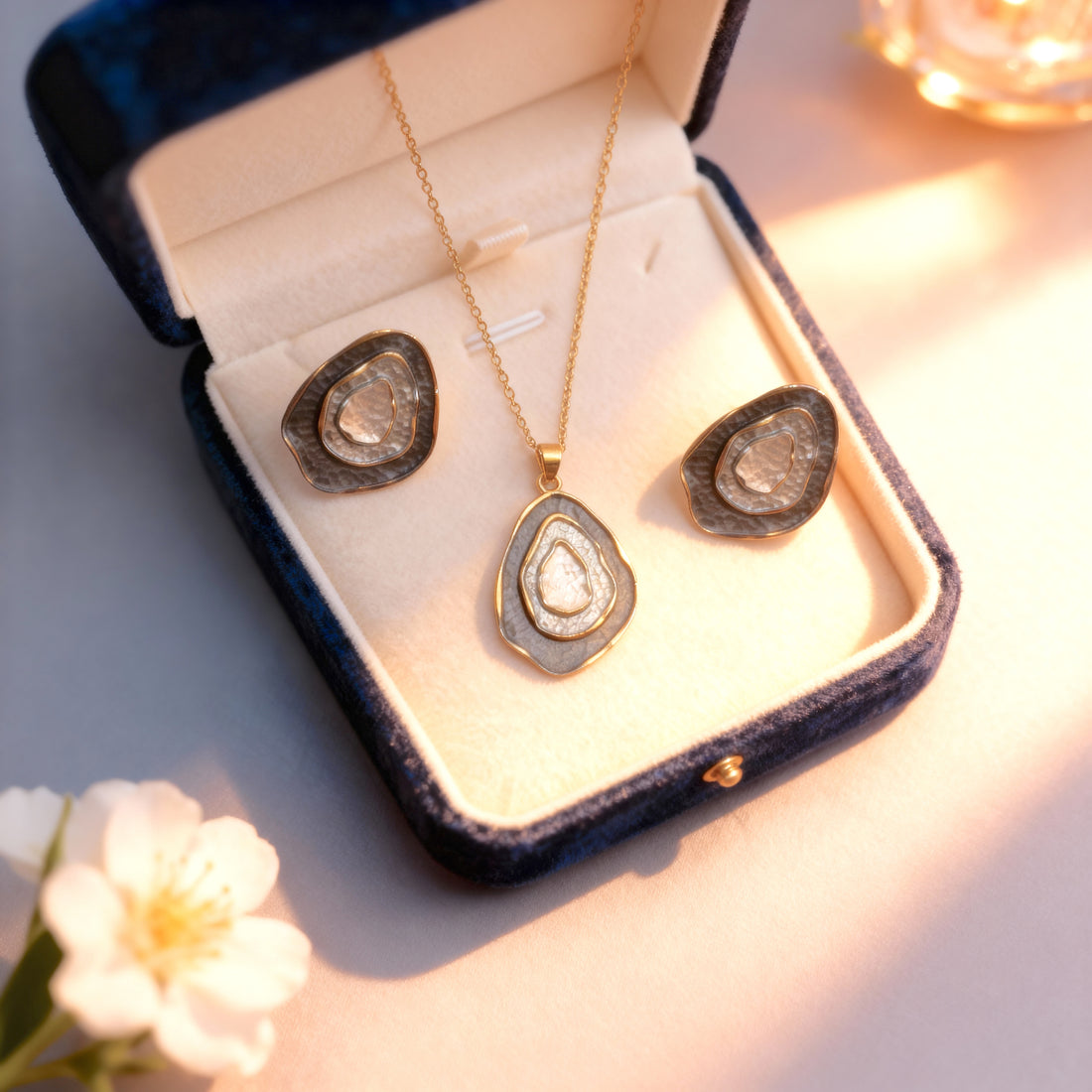 Grey Abstract Enamel Set