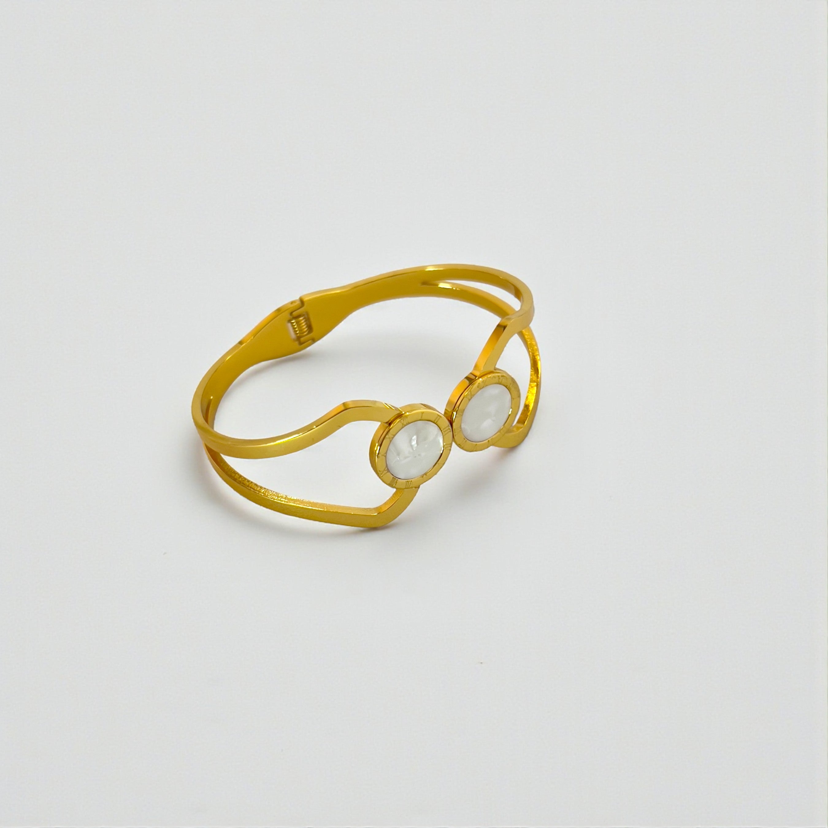 Orbital Bangle