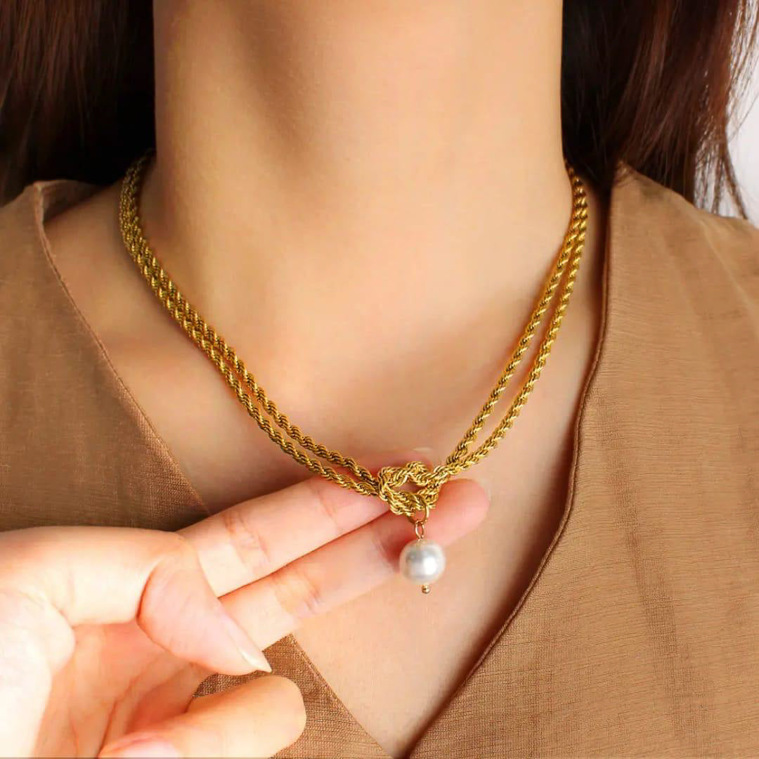 Pearl Bloom Necklace