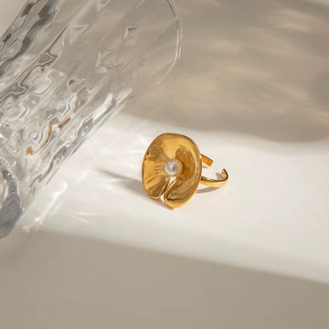 Pearl Bloom Ring