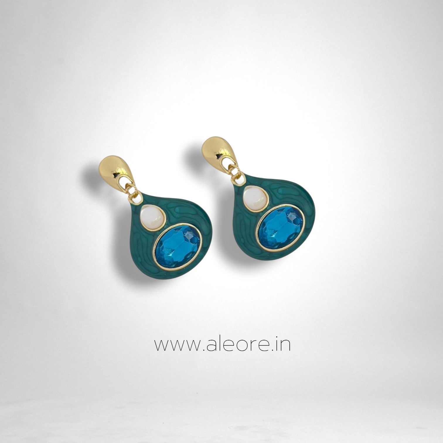 Royal Teardrop Glam Earrings - GREEN