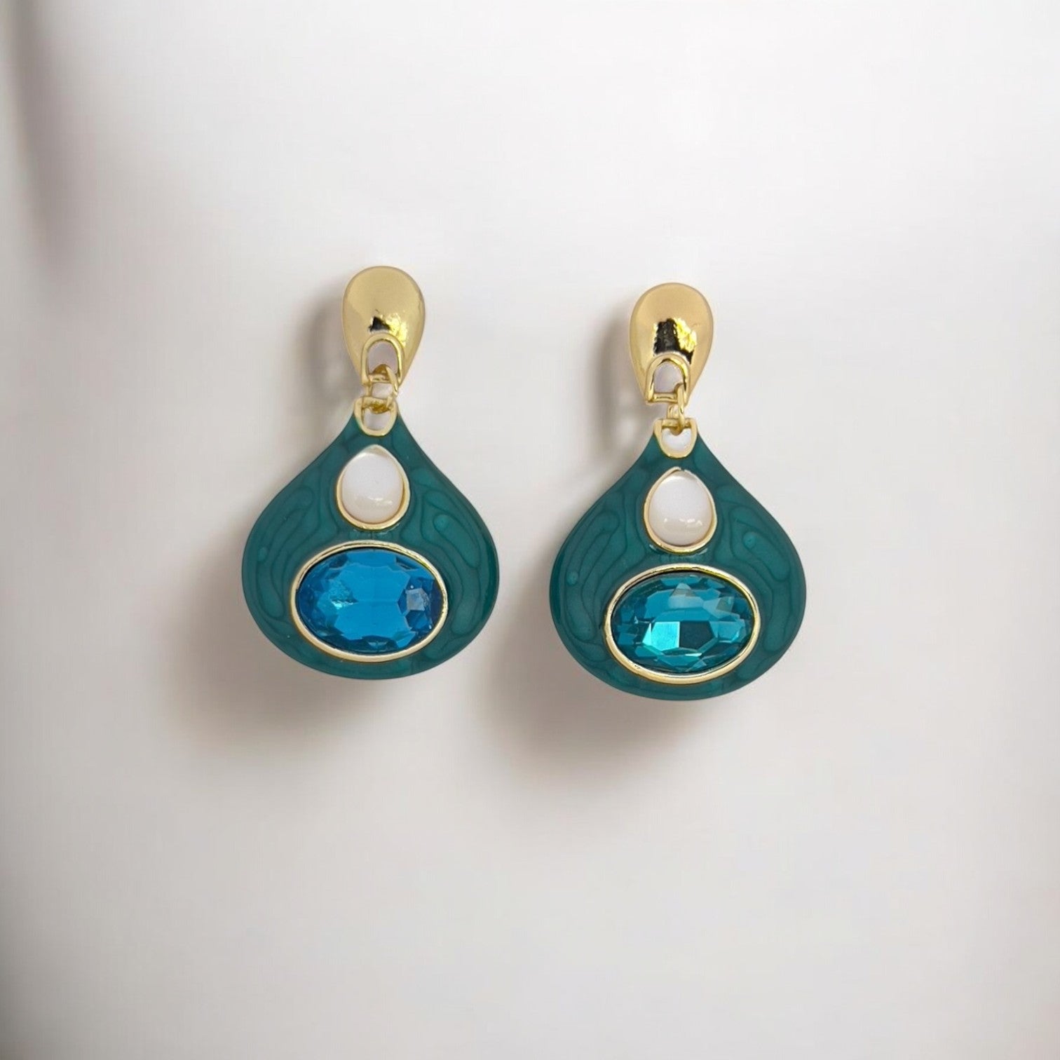 Royal Teardrop Glam Earrings - GREEN