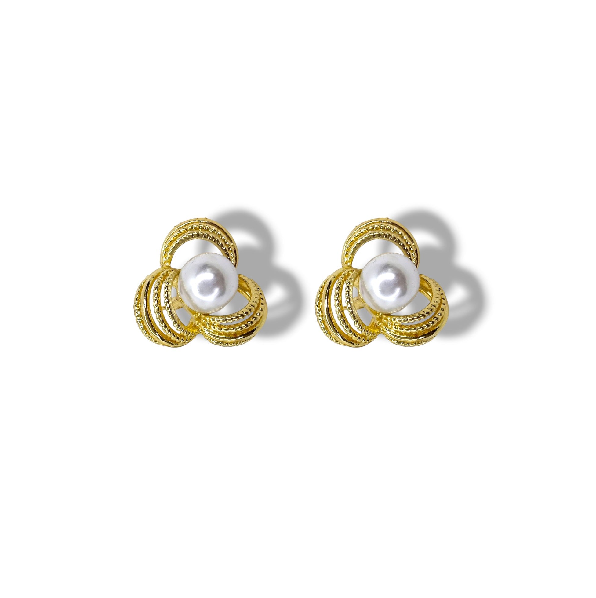 Timeless Pearl Earrings